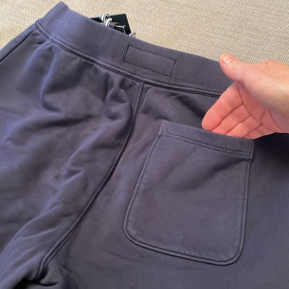 NWT $68 Vineyard Vines Navy Blue Shorts Sweatpants Shorts - Picture 12 of 15